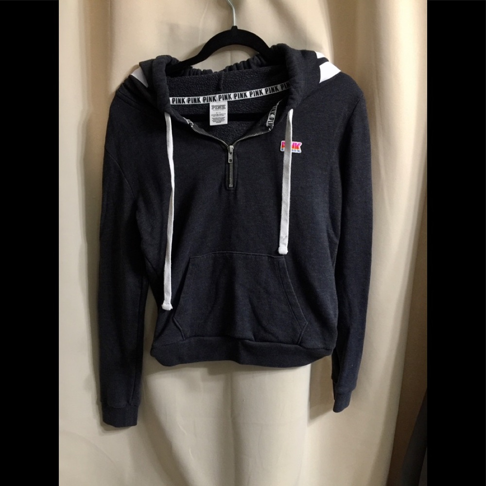PINK college sweatshirt super cute, like new.